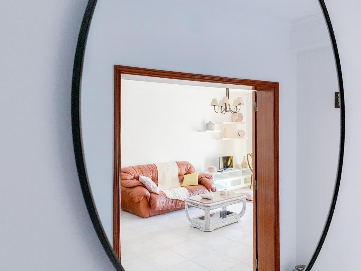 Apartamento T2 Carvoeiro-Lagoa Precos Acessiveisアパートメント エクステリア 写真