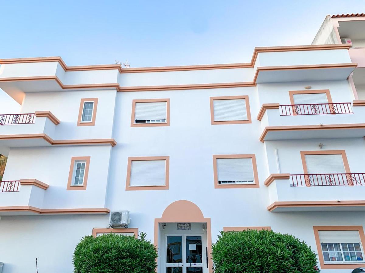 Apartamento T2 Carvoeiro-Lagoa Precos Acessiveisアパートメント エクステリア 写真