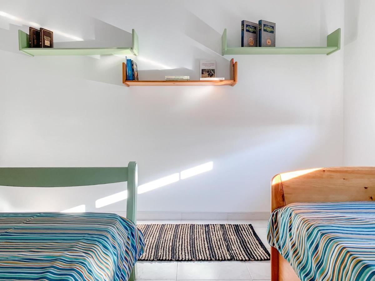 Apartamento T2 Carvoeiro-Lagoa Precos Acessiveisアパートメント エクステリア 写真